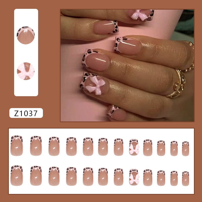 Roze luipaardprint Franse tip  - 3D Printing Nails recensie en prijs